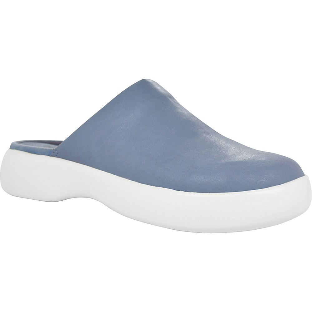 SoftScience Womens Daisy Pro Clog 10 Light Blue SoftScience Women s Footwear